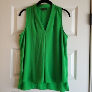 Vince Camuto apple green tank sz M